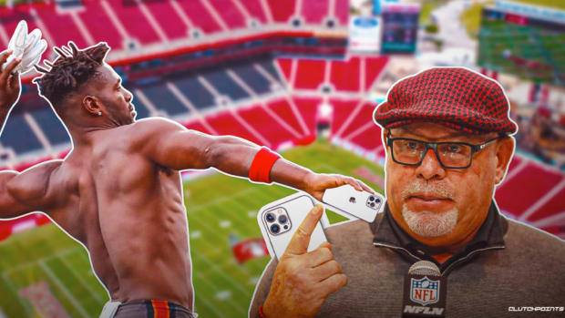 buccaneers-news-antonio-brown-releases-alleged-text-messages-with-bruce-arians-from-before-week-17-1024x547